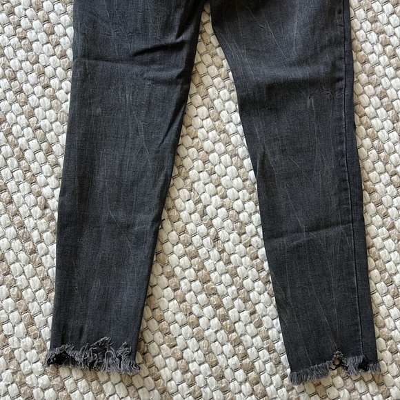 Gap Black Frayed Hem Jeans - Picture 5 of 7